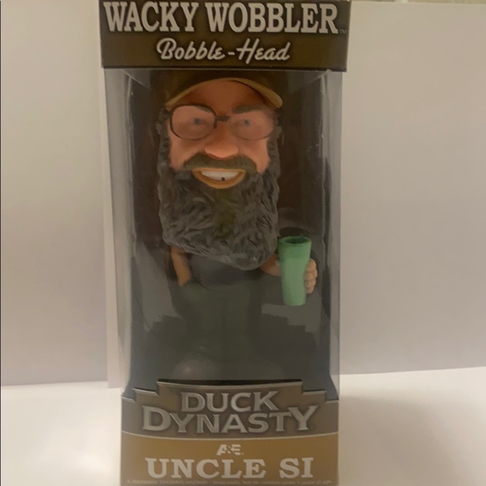 ✨NWT! A&E Duck Dynasty “Uncle Si” Bobble Head 🦆